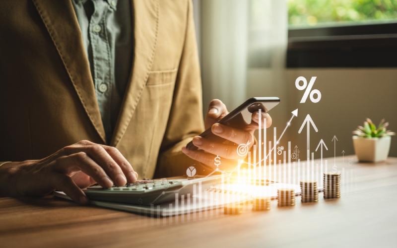 Building a Strong Deposit_ Small Steps to Big Savings